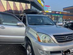 Photo of the vehicle Lexus GX