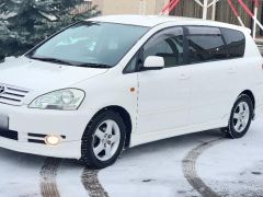 Фото авто Toyota Ipsum