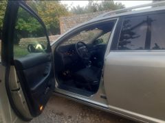 Photo of the vehicle Toyota Avensis