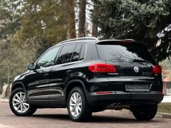 Photo of the vehicle Volkswagen Tiguan