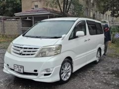 Фото авто Toyota Alphard