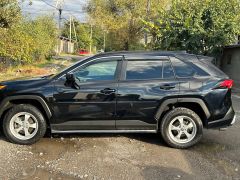 Photo of the vehicle Toyota RAV4