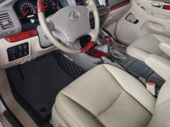 Photo of the vehicle Lexus GX