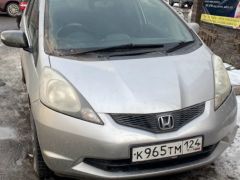 Photo of the vehicle Honda Fit