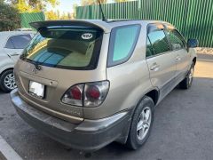 Сүрөт унаа Toyota Harrier