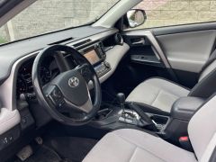 Сүрөт унаа Toyota RAV4