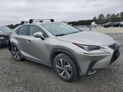 Photo of the vehicle Lexus NX