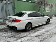 Photo of the vehicle BMW 5 Series