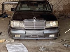 Photo of the vehicle Mercedes-Benz W124