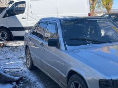 Photo of the vehicle Mercedes-Benz 190 (W201)