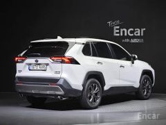 Сүрөт унаа Toyota RAV4