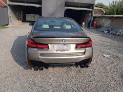 Photo of the vehicle BMW 5 Series