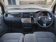 Фото авто Honda Stepwgn