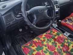 Сүрөт унаа Toyota Carina