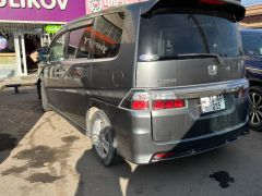 Фото авто Honda Stepwgn