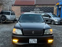 Фото авто Toyota Crown