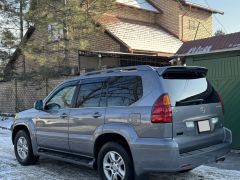 Photo of the vehicle Lexus GX