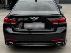 Photo of the vehicle Genesis G80