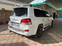 Photo of the vehicle Lexus LX