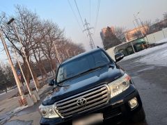 Фото авто Toyota Land Cruiser