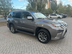 Photo of the vehicle Lexus GX