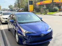 Фото авто Toyota Prius