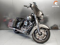 Фото авто Harley-Davidson Street Glide