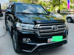 Сүрөт унаа Toyota Land Cruiser