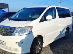 Photo of the vehicle Toyota Alphard