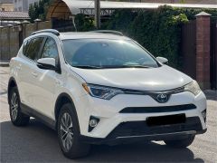 Photo of the vehicle Toyota RAV4