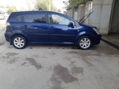 Сүрөт унаа Toyota Corolla Verso