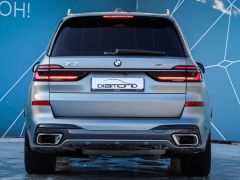 Photo of the vehicle BMW X7