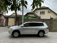 Сүрөт унаа Toyota Highlander