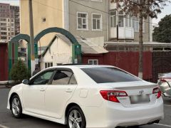 Сүрөт унаа Toyota Camry