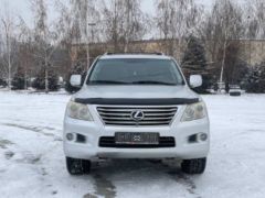 Photo of the vehicle Lexus LX