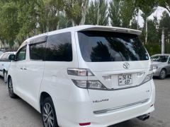 Сүрөт унаа Toyota Vellfire