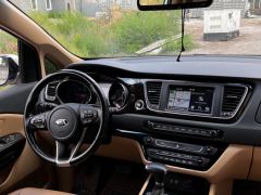 Сүрөт унаа Kia Carnival