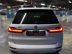 Фото авто BMW X7