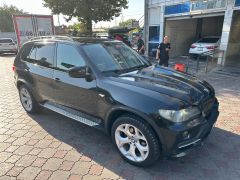 Photo of the vehicle BMW X5