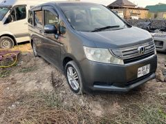 Фото авто Honda Stepwgn