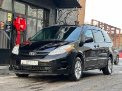 Сүрөт унаа Toyota Sienna