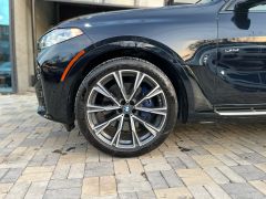 Photo of the vehicle BMW X7