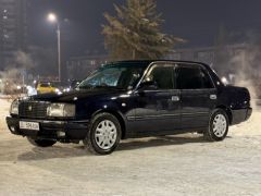 Photo of the vehicle Toyota Crown