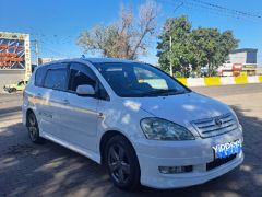 Фото авто Toyota Ipsum