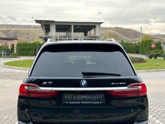 Фото авто BMW X7