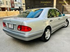 Photo of the vehicle Mercedes-Benz E-Класс