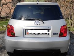 Сүрөт унаа Toyota Ist