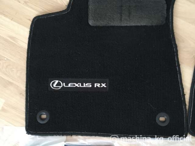 Accessories and multimedia - На Lexus RX 350 2016 года Коврики в оригинале