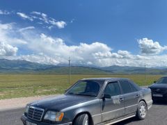 Фото авто Mercedes-Benz W124