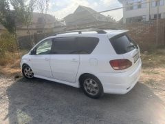 Фото авто Toyota Ipsum